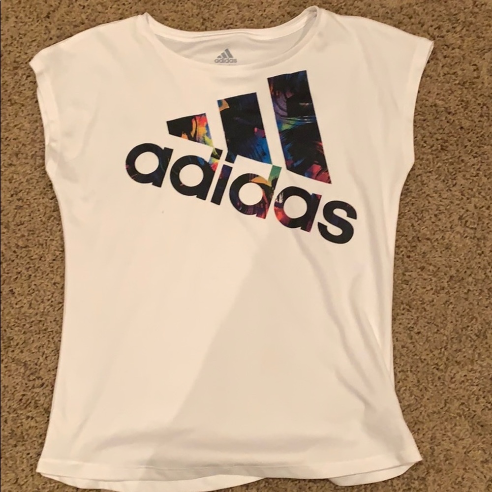 Adidas tee